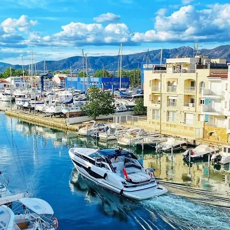 Unsejouraempuriabrava-terrasse-vue -clime- Wifi Parking Empuriabrava